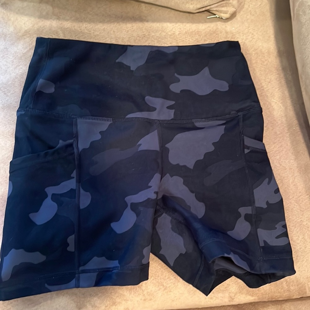Yogalicious Lux Camo Shorts
